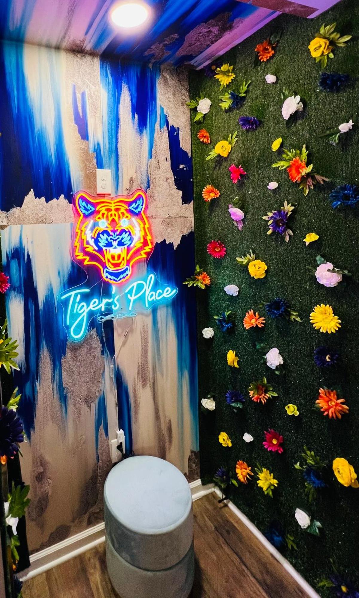 Tiger'S Place Near U Of M メンフィス エクステリア 写真